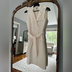 Posh Sleeveless Blazer